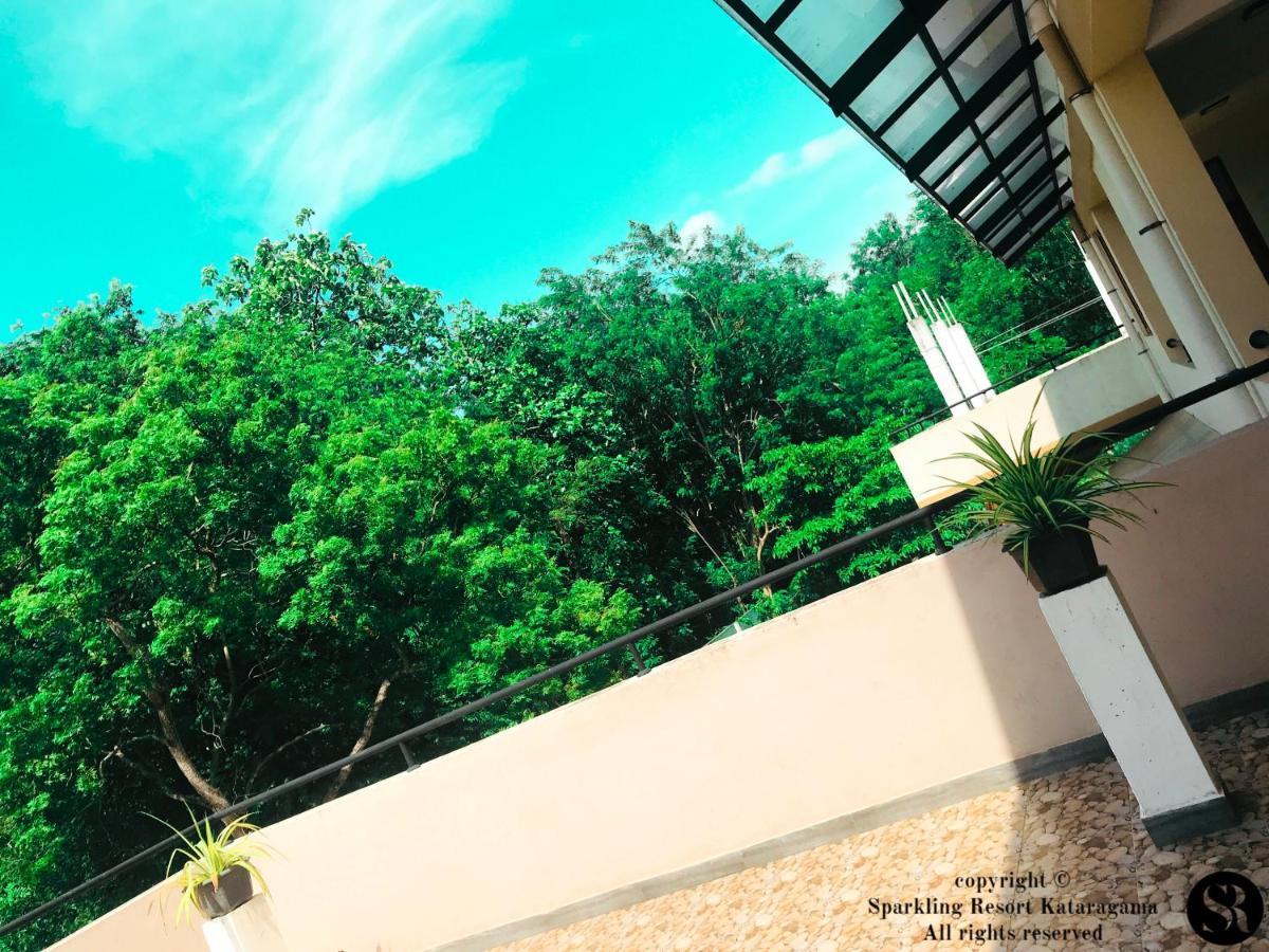 Sparkling Resort Kataragama Luaran gambar