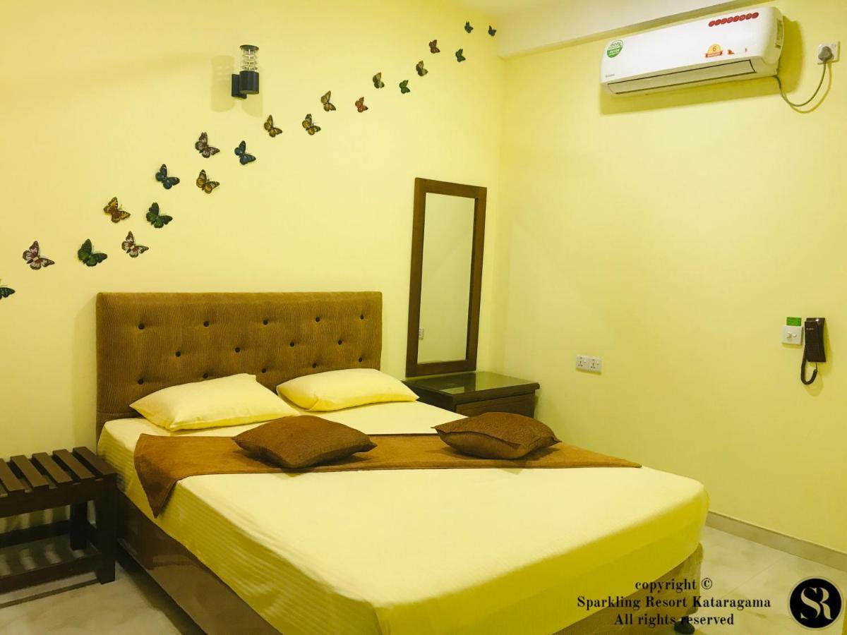 Sparkling Resort Kataragama Luaran gambar