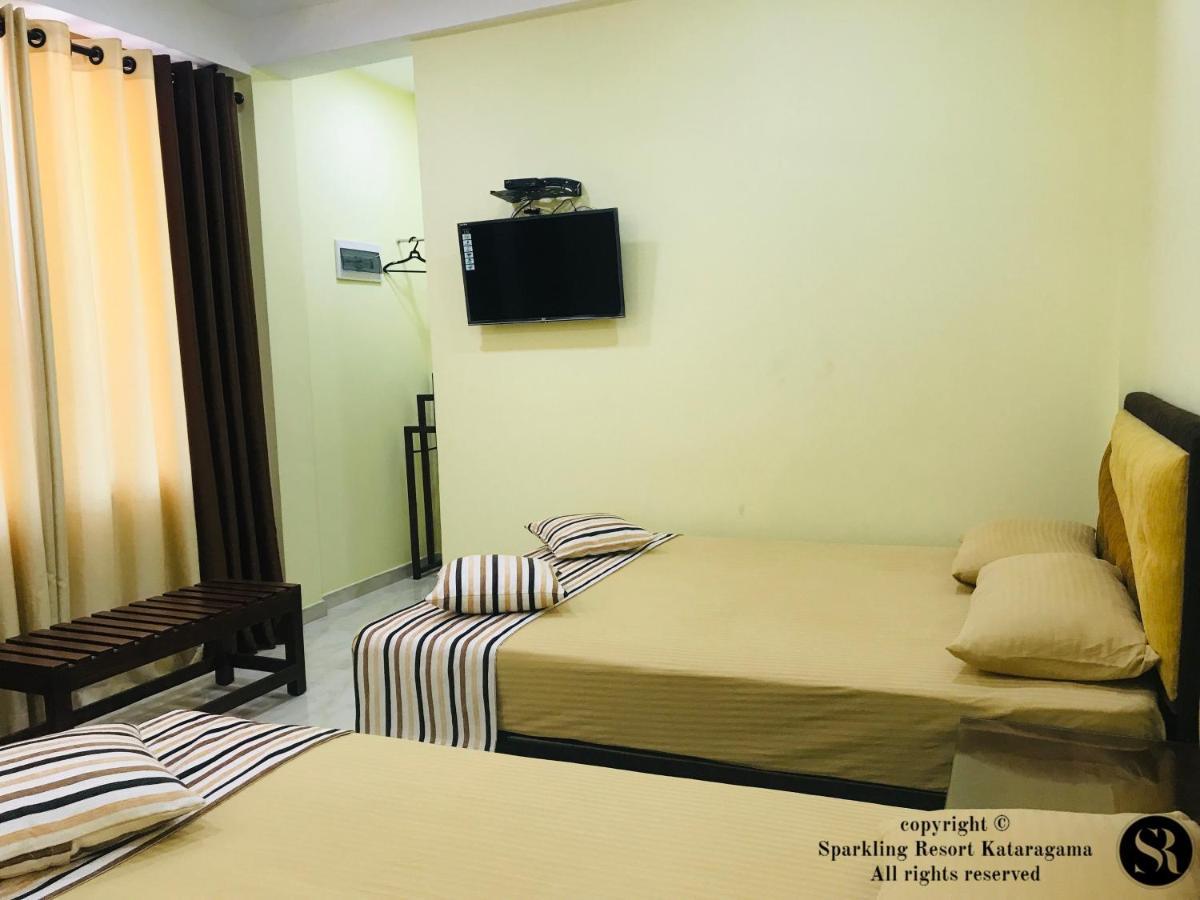 Sparkling Resort Kataragama Luaran gambar