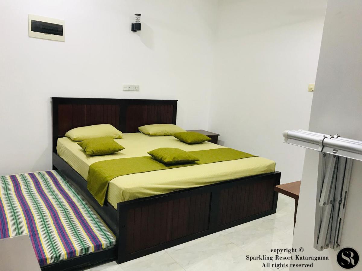 Sparkling Resort Kataragama Luaran gambar