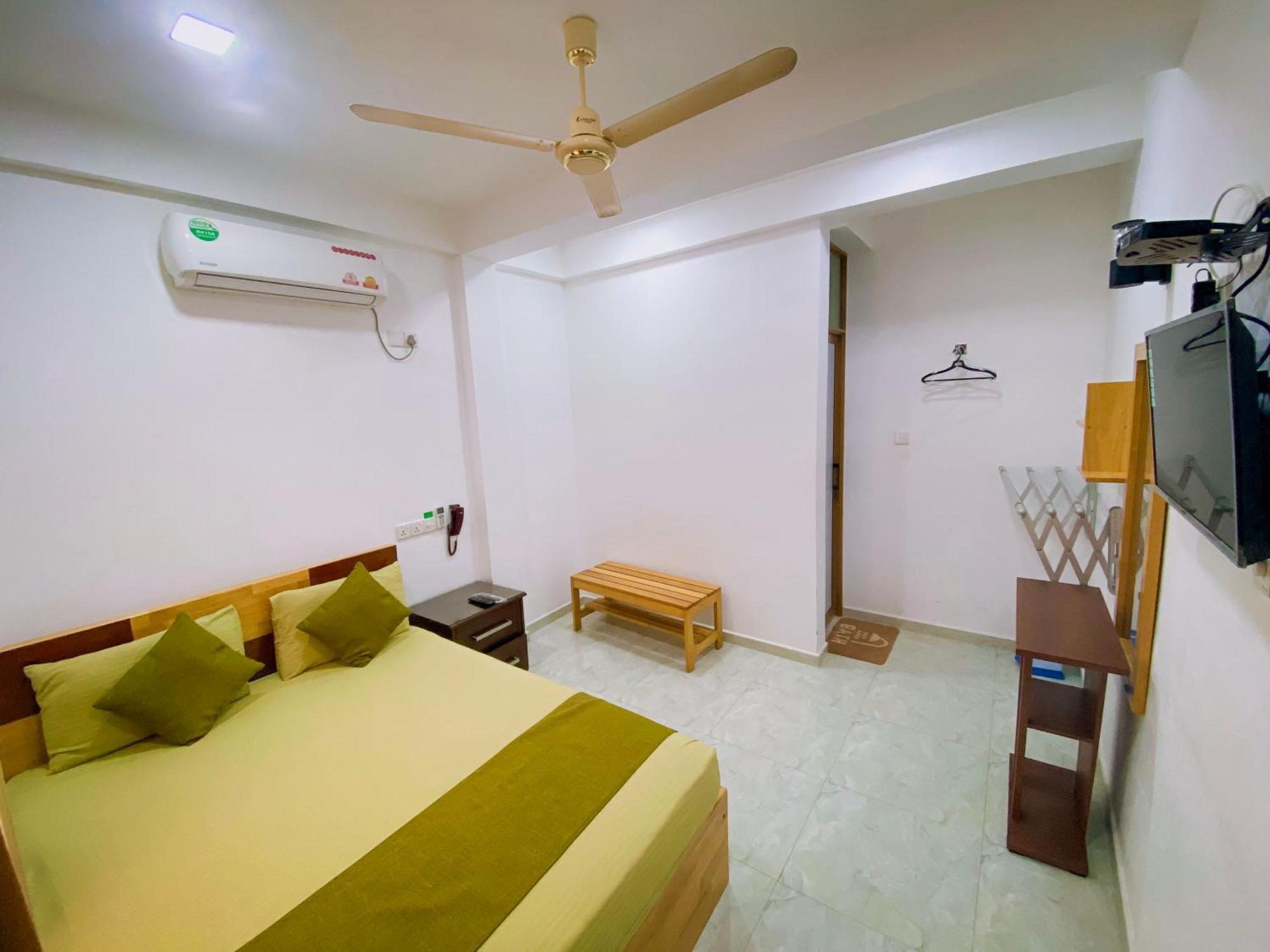 Sparkling Resort Kataragama Luaran gambar