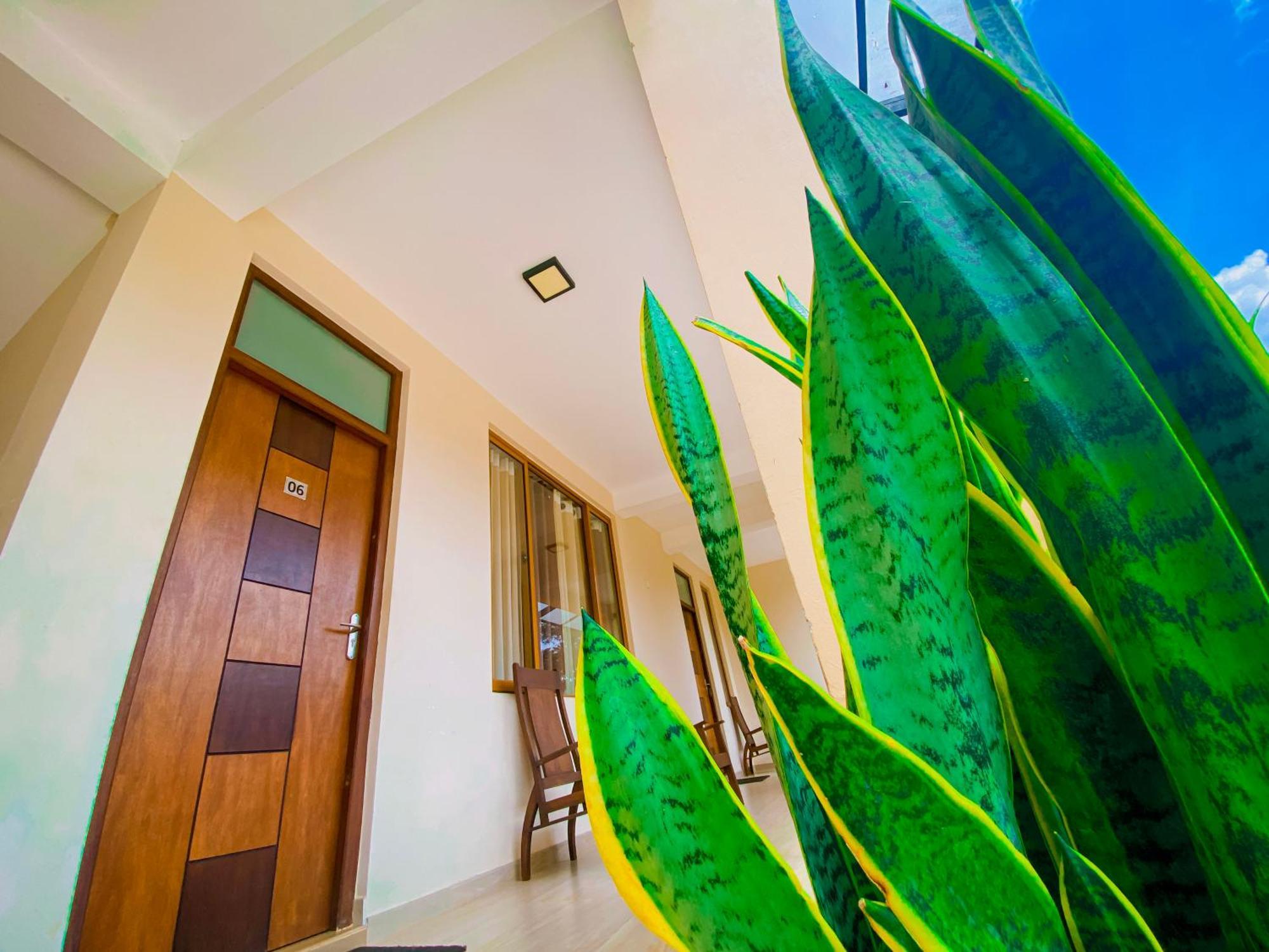 Sparkling Resort Kataragama Luaran gambar